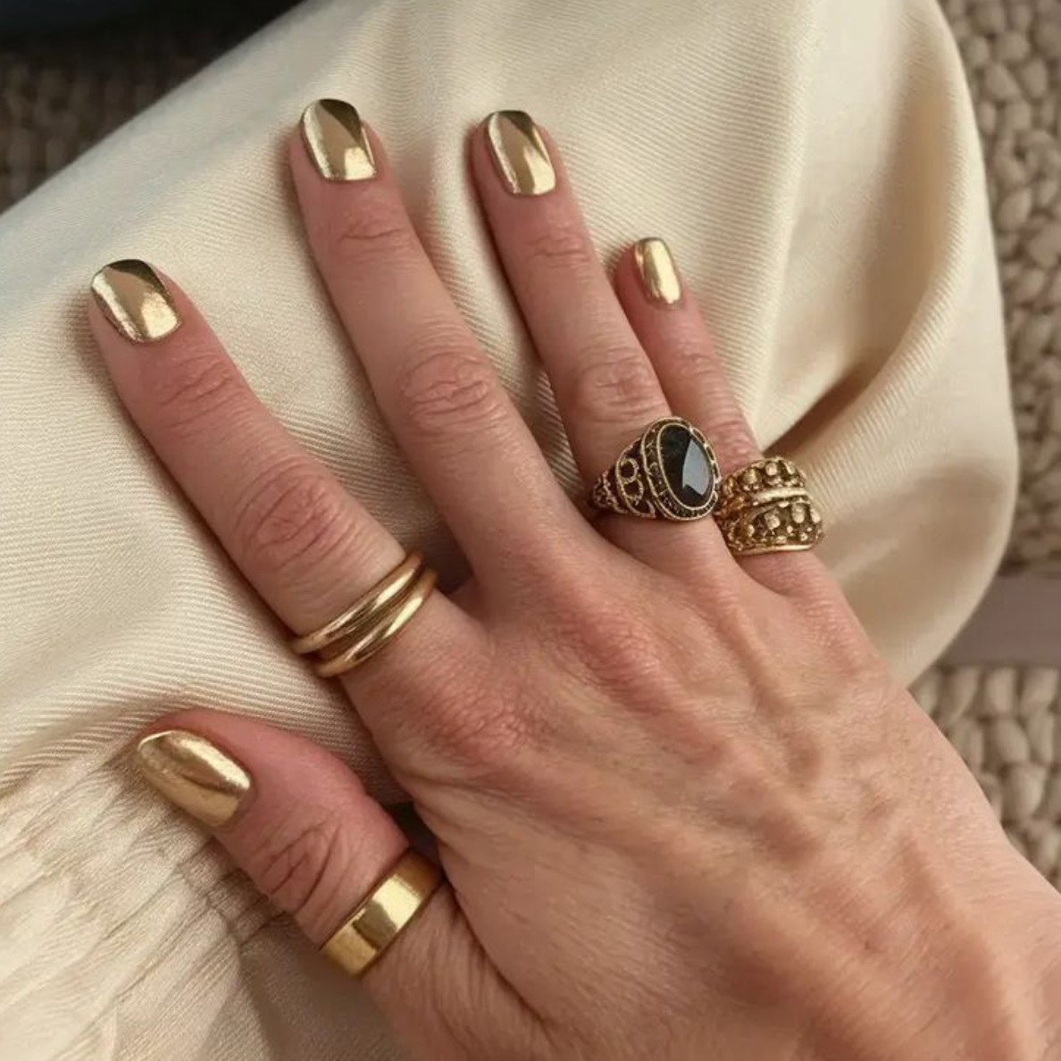 Nanza Golden | Smalto Effetto Oro